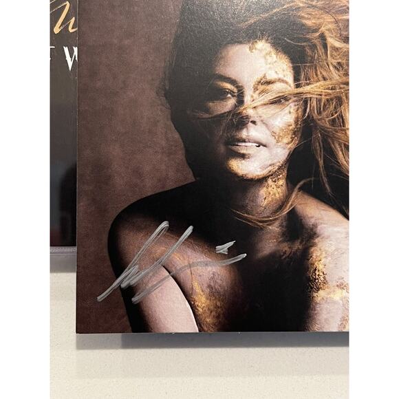 Shania Twain SIGNED NEW CD Queen of Me AUTOGRAPH Sold Out Feel like a woman - Picture 3 of 8